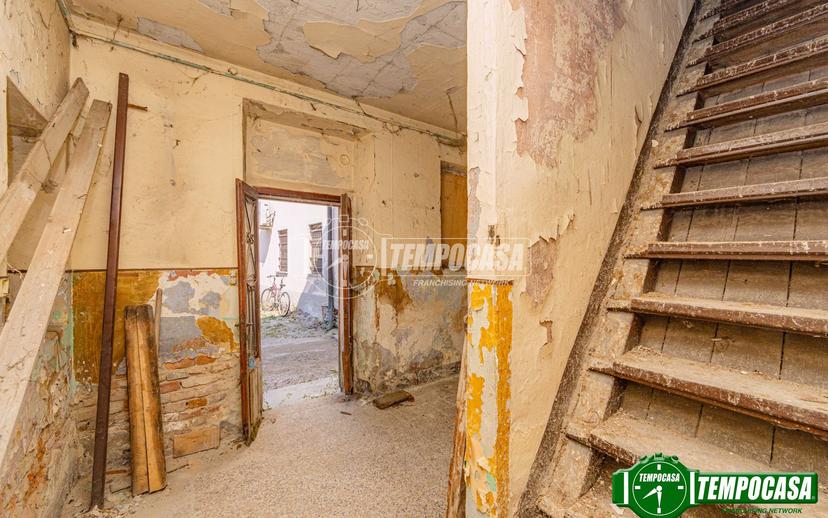 Casa indipendente in Via IV Novembre, Villanterio