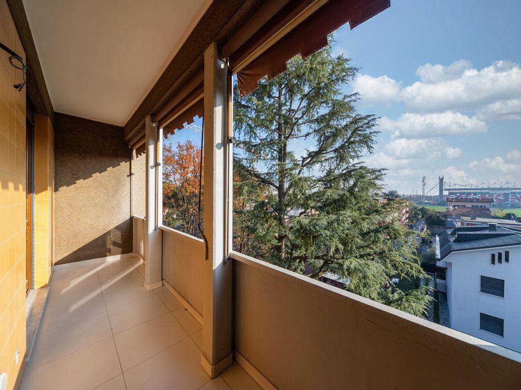 Trilocale in Via Giorgio Morandi 4, Monza