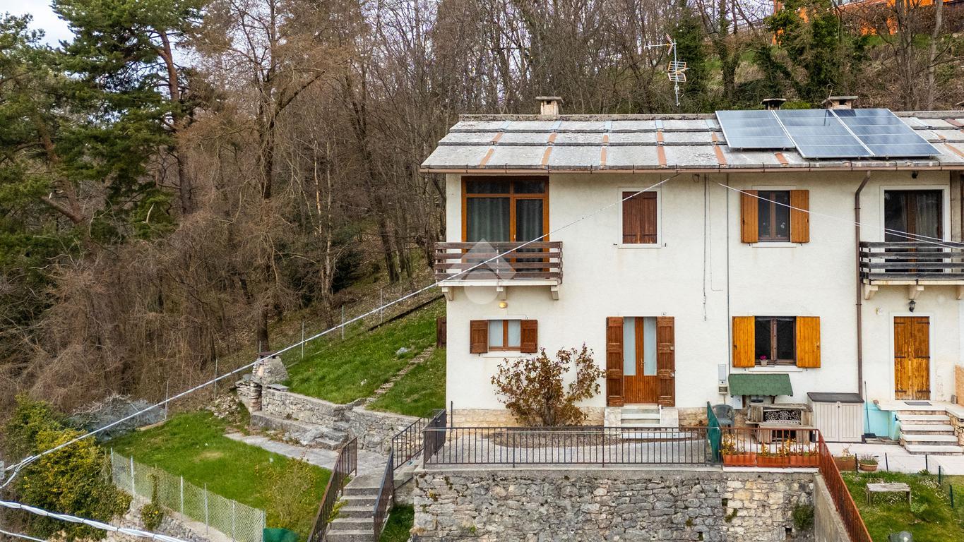 Villa in Via Saina 42, Bosco Chiesanuova