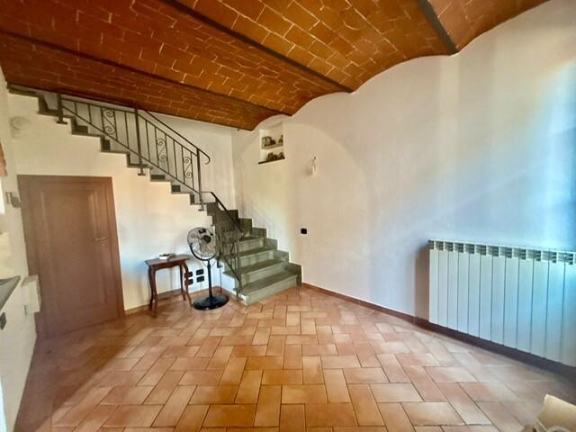 Villa a schiera, Vinci — foto 2 di 5