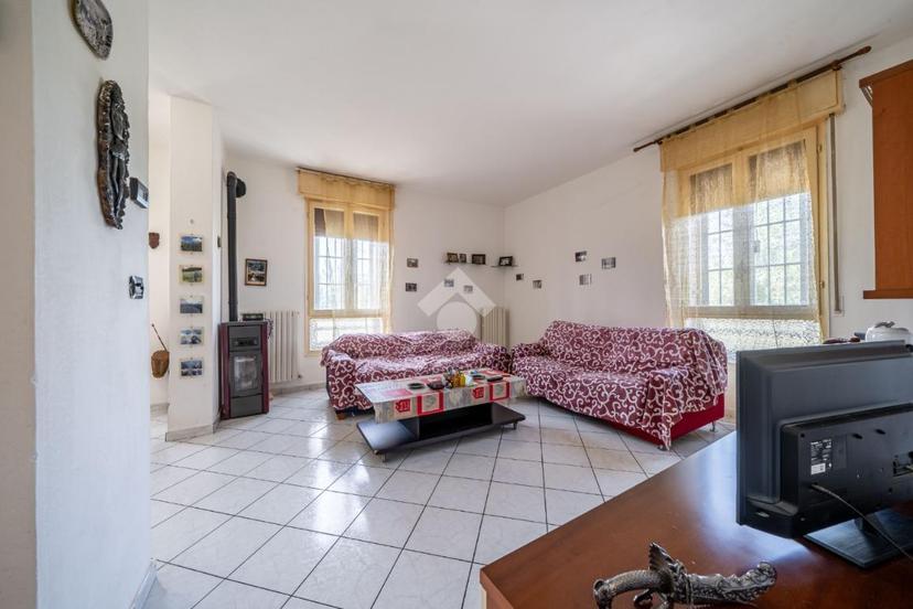Casa indipendente in Via a. Frank, Reggio nell'Emilia — foto 2 di 5
