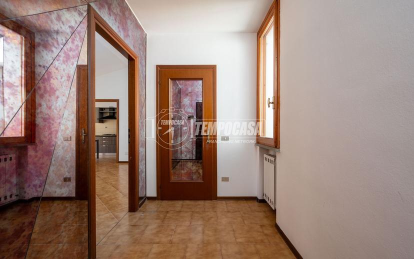 Appartamento in Via Vittorio Veneto, Montecchio Emilia — foto 3 di 5