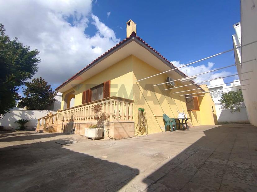 Villa, Torchiarolo — foto 2 di 5