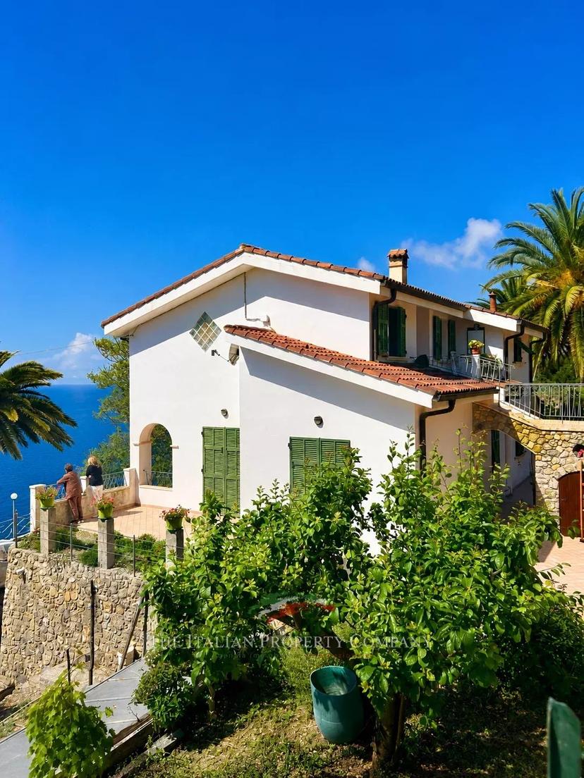 Villa in Via Porta Canarda, Ventimiglia — foto 5 di 5