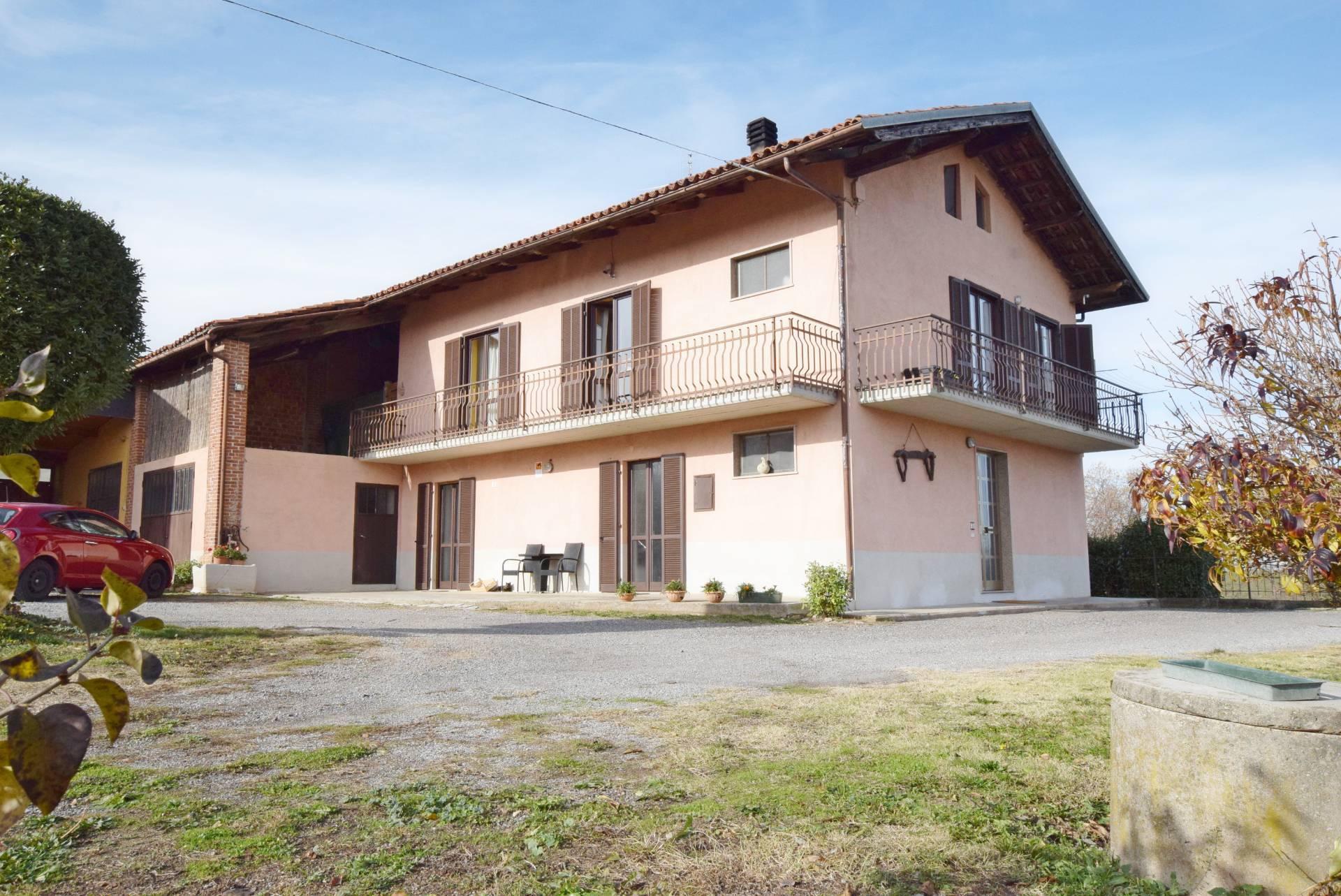 Casa indipendente in Strada di Castellaro 2, Villanova Mondovì