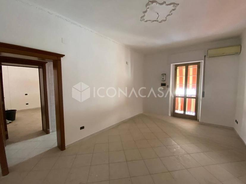 Trilocale in Via G. Elefante, Barletta — foto 2 di 5