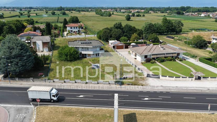 Casa indipendente in Via  Brenta 24, San Martino di Lupari — foto 3 di 5