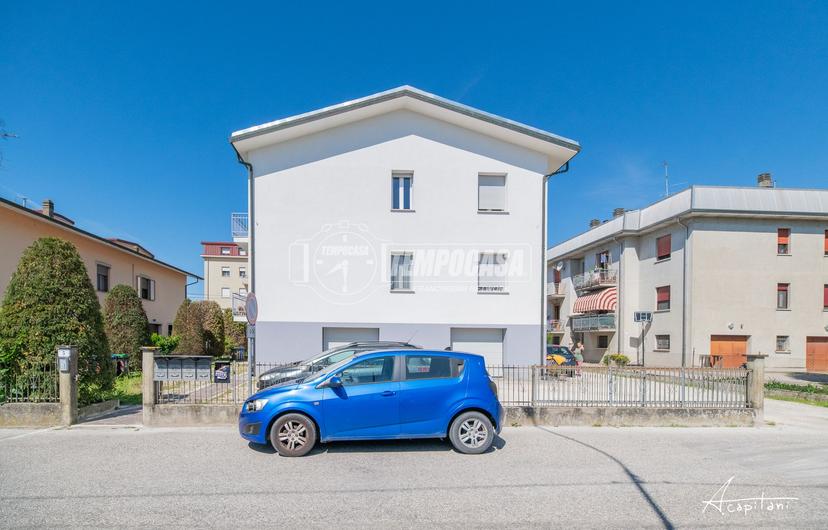Quadrilocale in Via Amendola 5, Medolla — foto 5 di 5