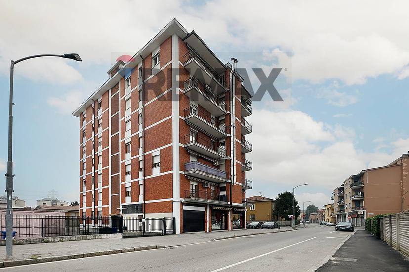 Bilocale in Via Vincenzo Bellini 3, Brugherio — foto 3 di 5