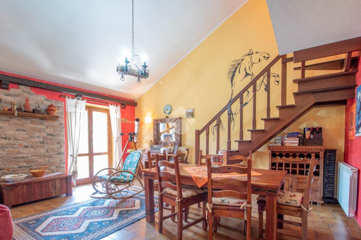 Villa in Via Fonte Palombara, Borbona