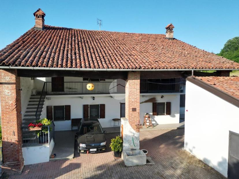 Casa indipendente in Frazione San Giovanni Perucca 157, Trinità — foto 3 di 5