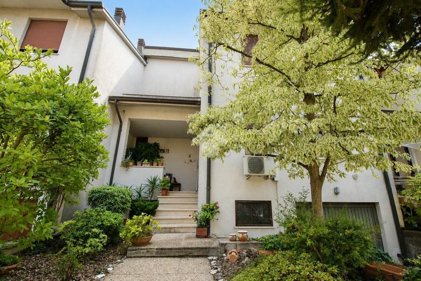 Villa a schiera in Via Tintoretto 34, Vicenza — foto 3 di 5