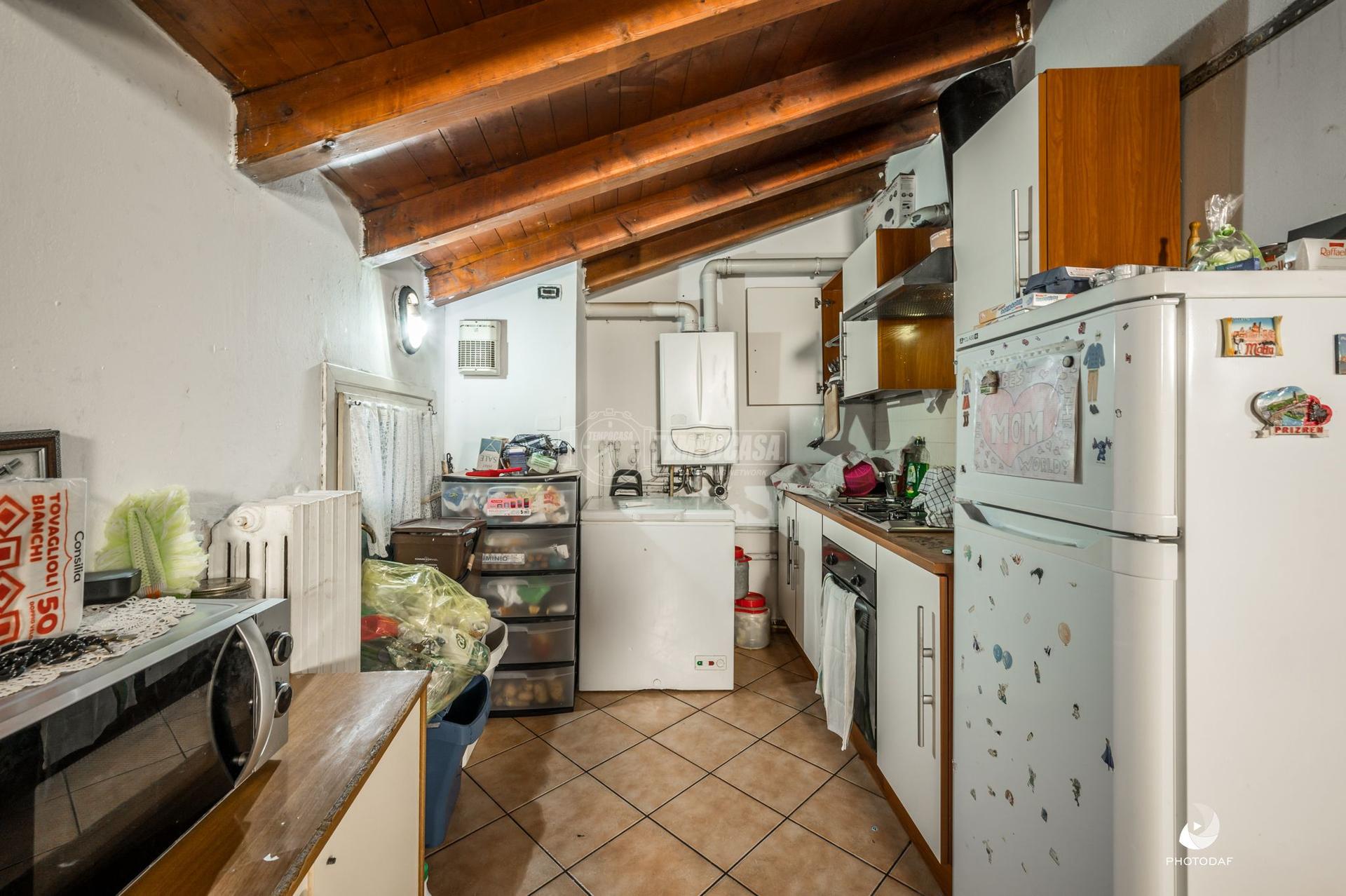 Trilocale in Viale Mellino Mellini, Chiari