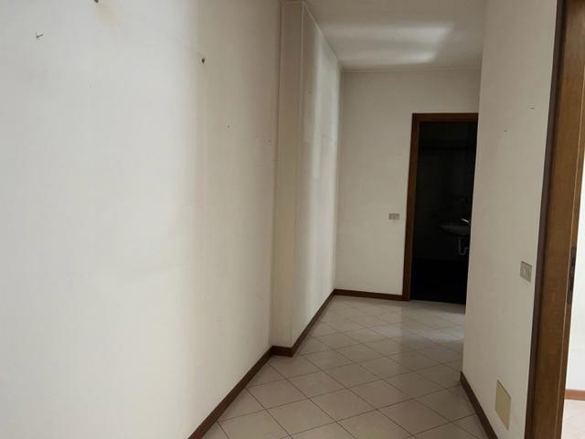 Trilocale in Via Vittorio Emanuele II 17, Ponte San Pietro — foto 4 di 5