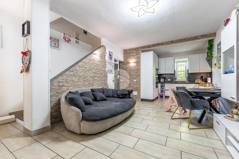 Casa indipendente in Via Torino, San Francesco al Campo — foto 4 di 5