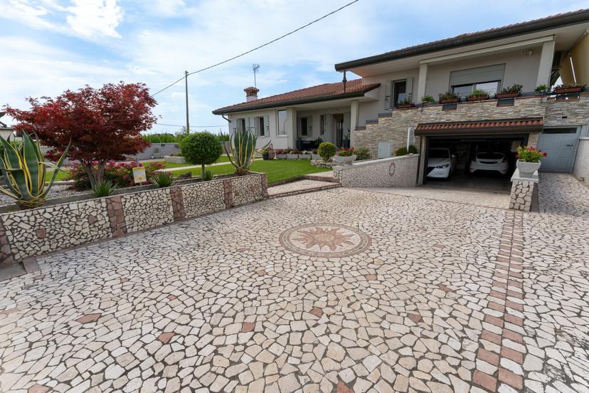 Villa in Via Giuseppe Verdi 12, Correzzola — foto 4 di 5