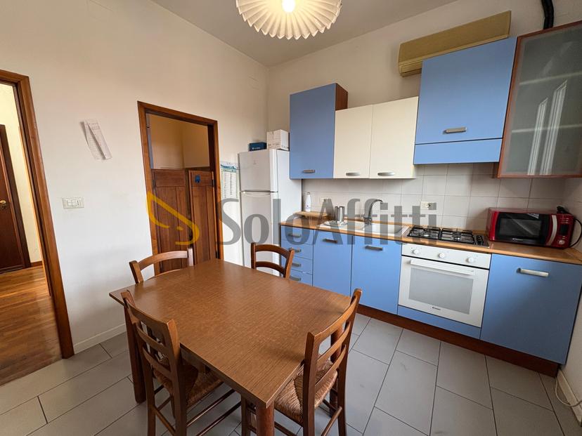 Stanza in appartamento in Via San Pellegrino Laziosi Snc, Forlì — foto 3 di 5