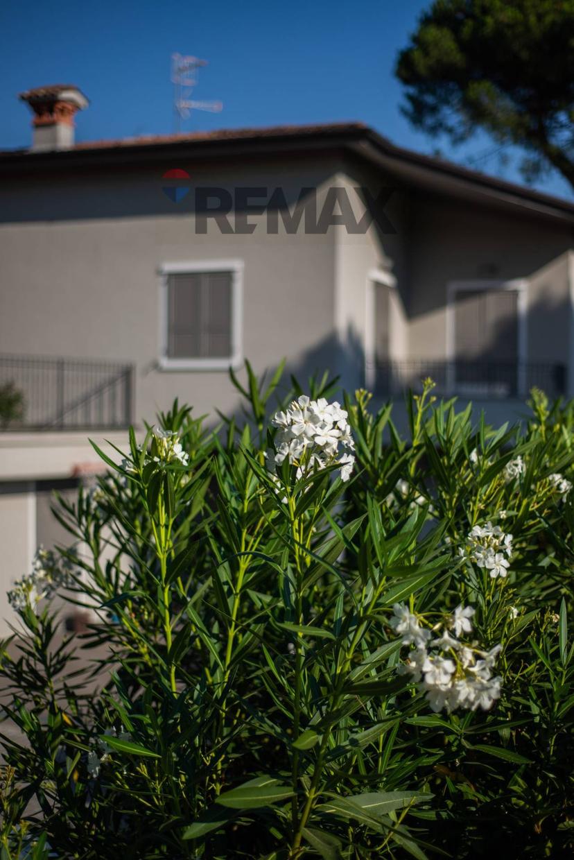 Villa in Via Ugo Foscolo 17, Credaro — foto 2 di 5