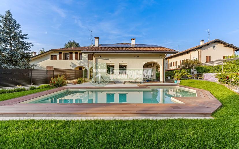 Villa a schiera in Via Adige 11, Vimercate — foto 5 di 5