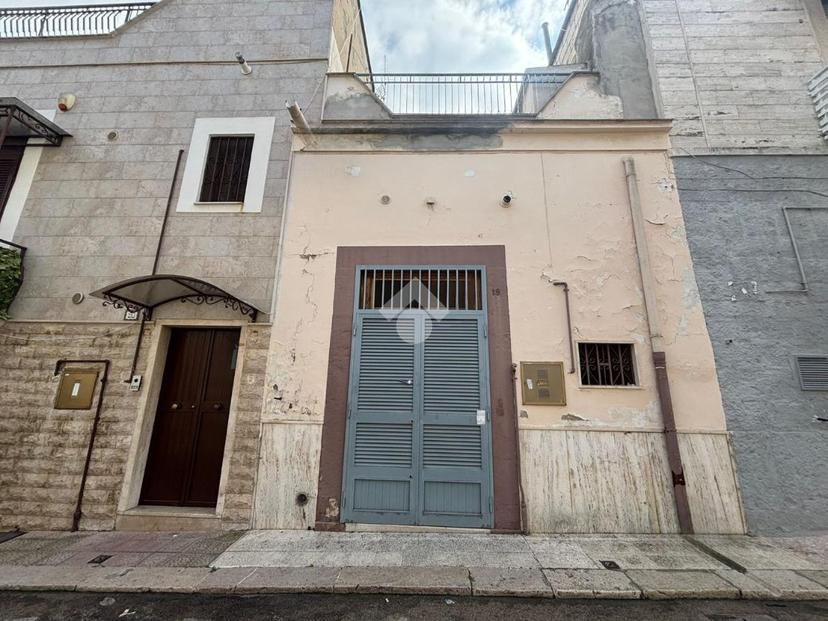 Casa indipendente in Vico Secondo Demartinis 18, Cerignola — foto 3 di 5