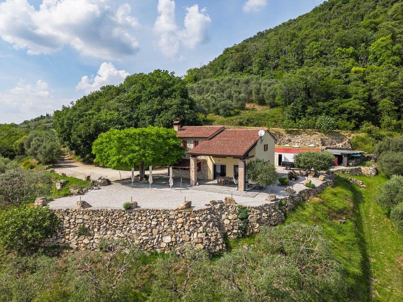 Villa unifamiliare in Via Fontanelle 26 a, Arquà Petrarca — foto 2 di 5