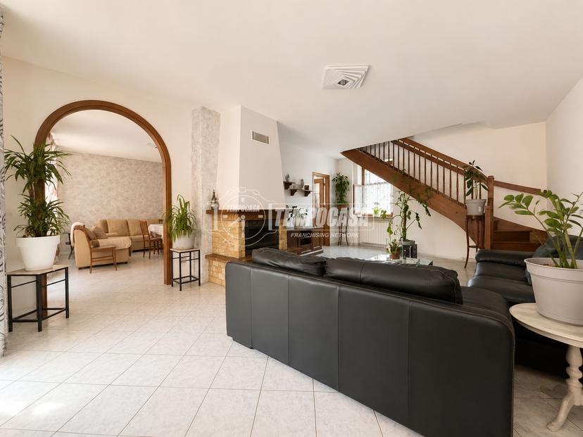 Casa indipendente in Via C. Cavour, Alice Castello — foto 2 di 5