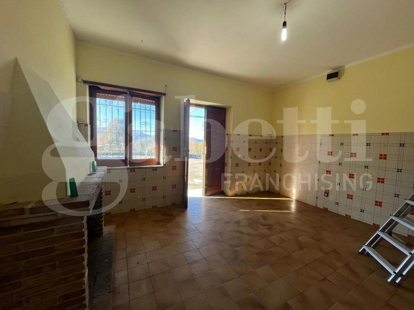 Casa indipendente in Via Campisi, Alife — foto 4 di 5