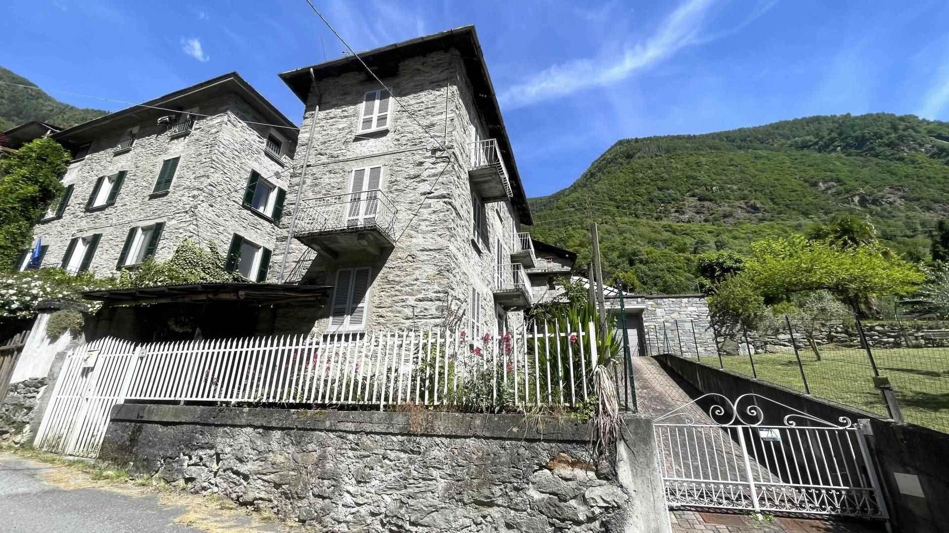Casa indipendente, Sondrio