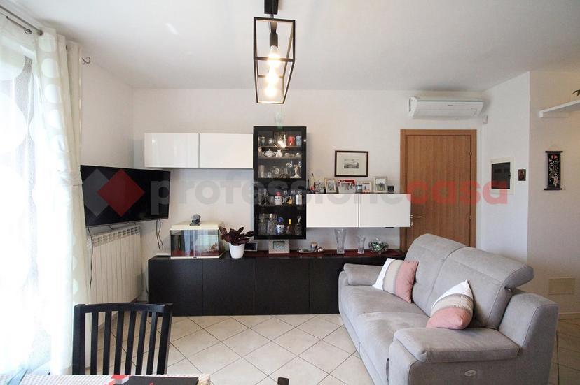 Trilocale in Viale della Vittoria 7, Vaprio d'Adda — foto 3 di 5
