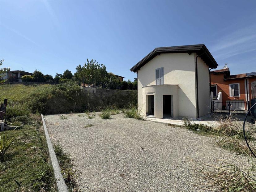 Casa indipendente in Via delle Magnolie, San Giorgio Monferrato — foto 3 di 5