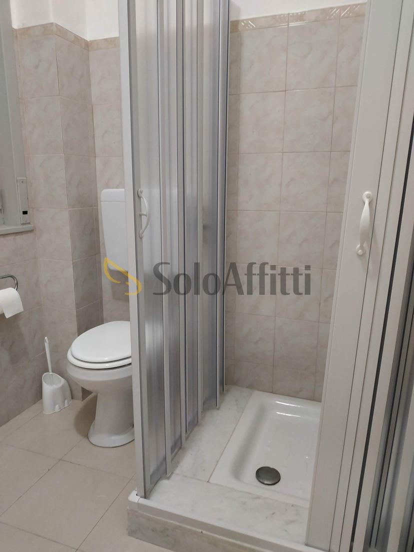 Stanza in appartamento in Via Etnea 353, Catania