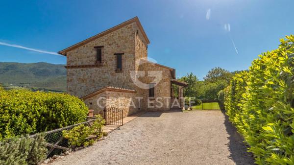 Casale in Via Crucis, Montecchio