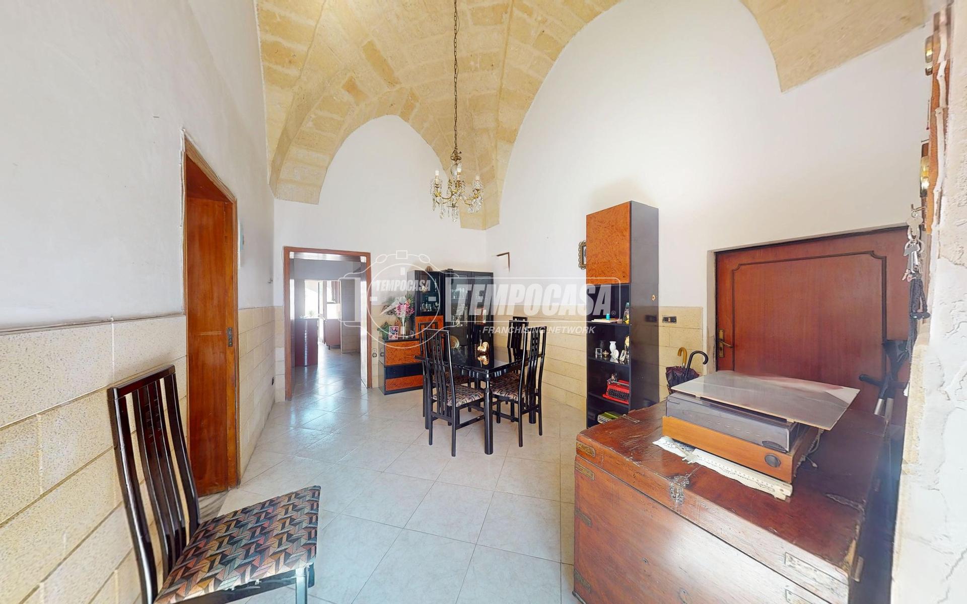 Casa indipendente in Via d'Afflitto 23, Lizzanello