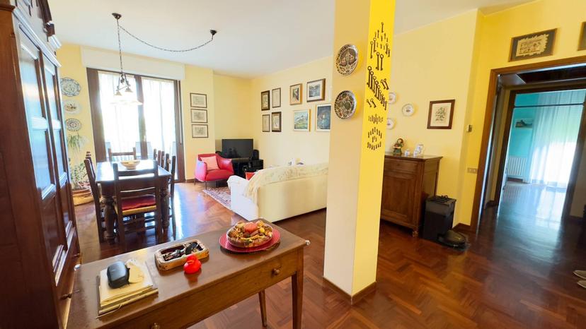 Quadrilocale in Via Rota 30, Vimercate