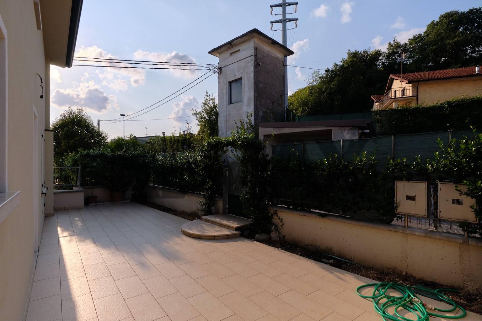 Trilocale, Calcinato