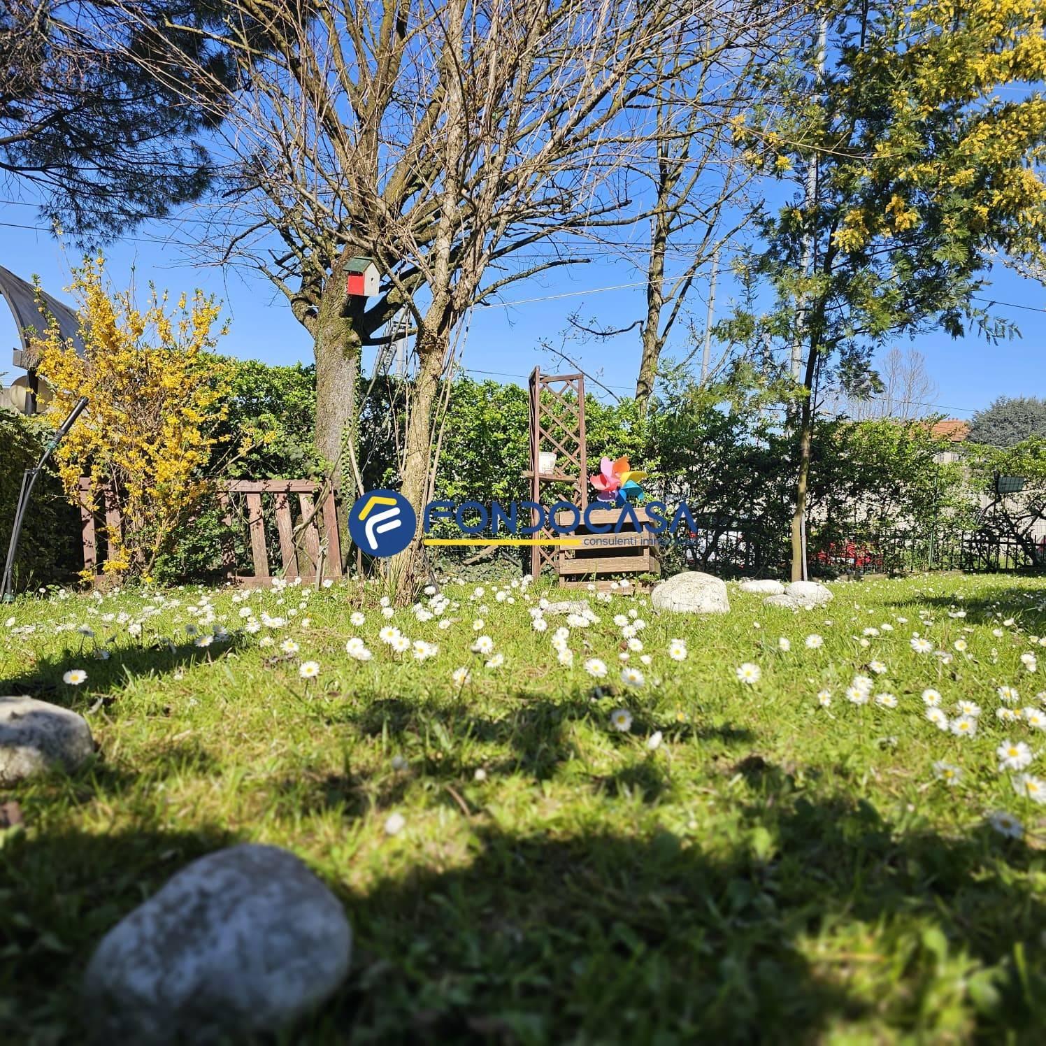 Villa a schiera in Via Buonarroti 7/1, Carnate