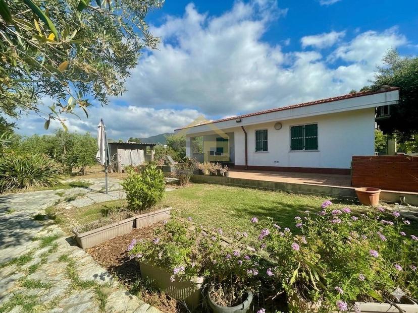 Villa in Contrada Barone 1, Castellammare del Golfo — foto 3 di 5