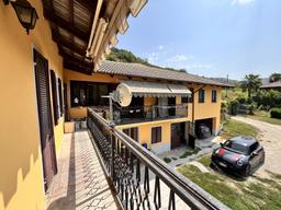 Cascina, Neive