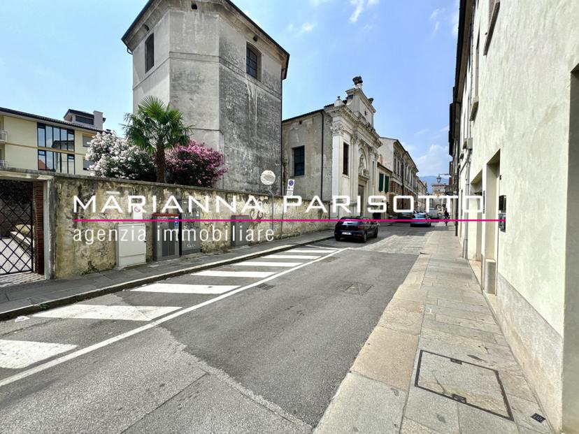 Trilocale in Via Beata Giovanna, 59, Bassano del Grappa — foto 5 di 5