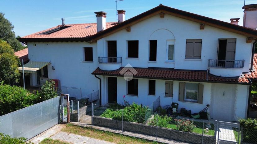 Villa a schiera in Via Cacciatore, Rossano Veneto — foto 3 di 5