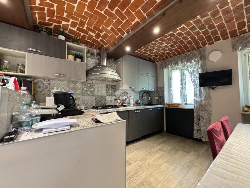 Casa indipendente in Frazione Casabianca 99, Asti — foto 2 di 5