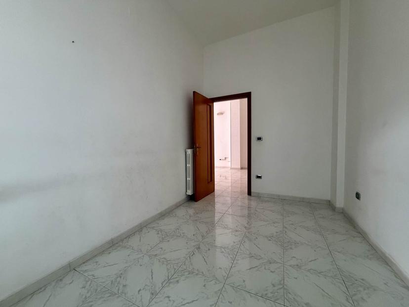 Trilocale in Via Pesaro, Bellizzi — foto 2 di 5
