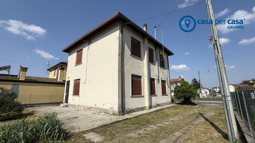 Casa indipendente in Via Antonio Gramsci, 3, Gavello — foto 3 di 5