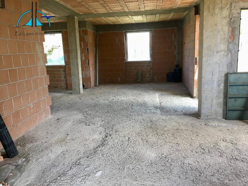 Villa in Via Santo Pietro Snc, Fara in Sabina — foto 4 di 5