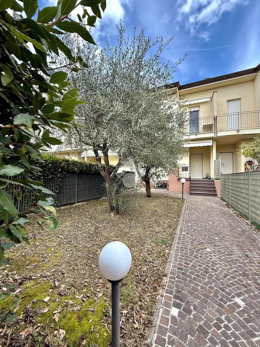 Villa a schiera in Via Roma, San Giovanni in Marignano — foto 3 di 5