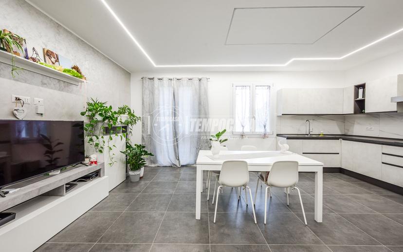 Quadrilocale in Via Canolo 31, Correggio