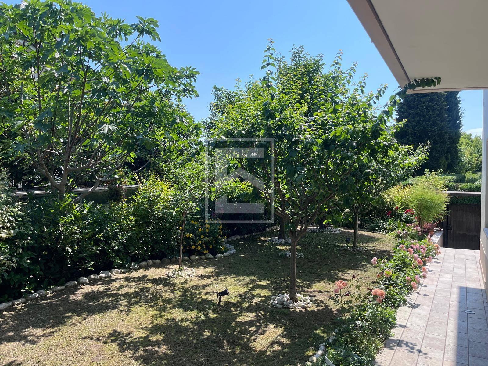 Villa in Via Guido Zadei, Desenzano del Garda
