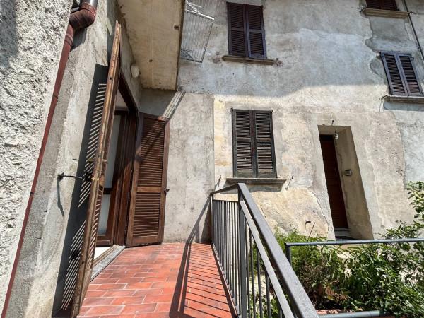 Trilocale in Via Centrale 8, Abbadia Lariana