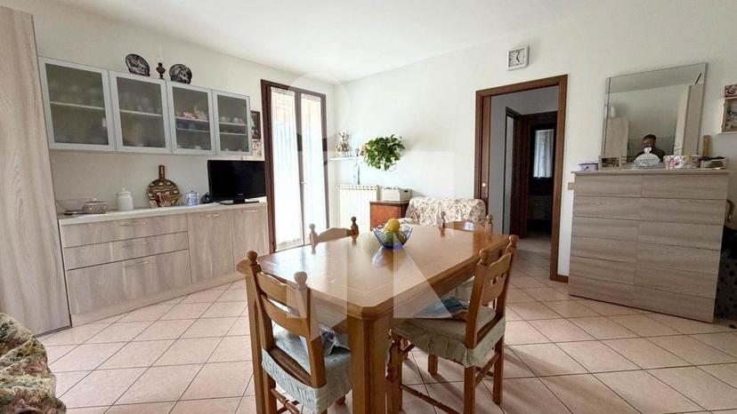 Bilocale, Curtatone — foto 4 di 5