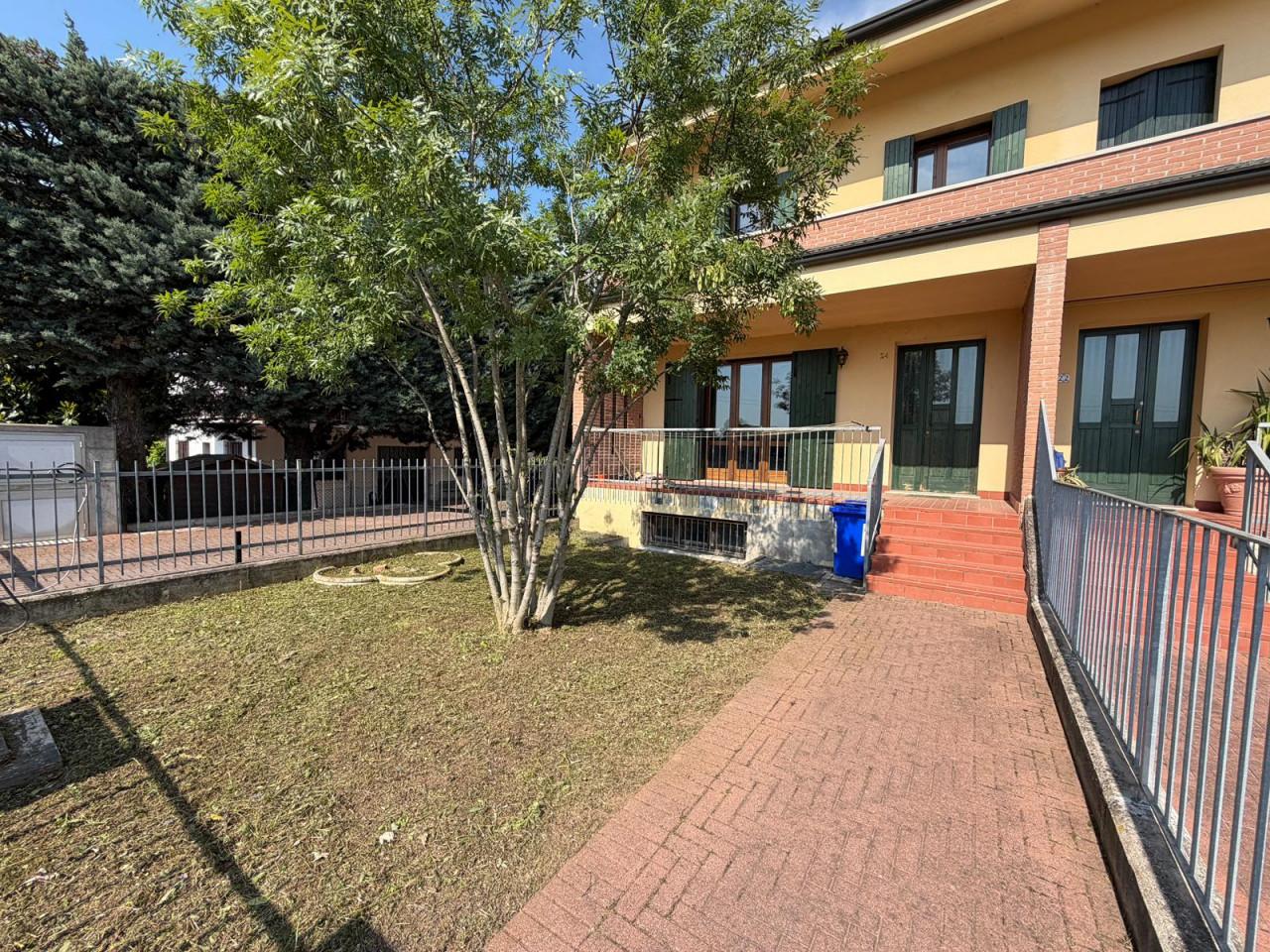 Villa a schiera in Via Dante, Cologna Veneta
